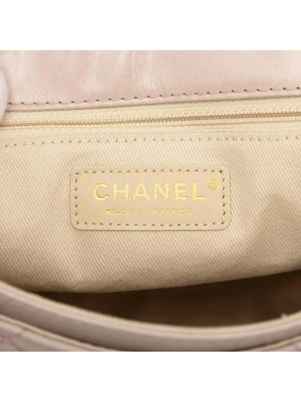 Chanel Dubai Messenger Bag Quilted Aged #339368C26B